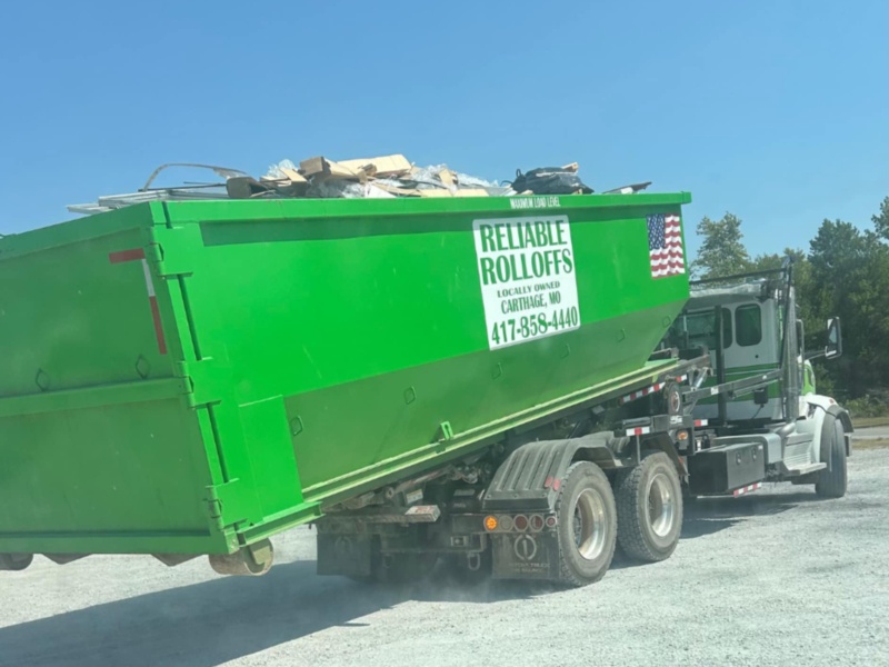 Maximize Space in Your Republic, MO, Rolloff Dumpster